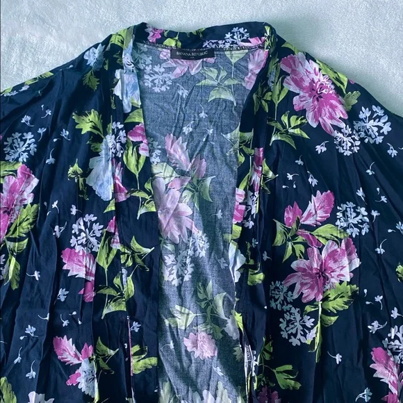 Banana republic factory size: one size - Picture 2 of 3